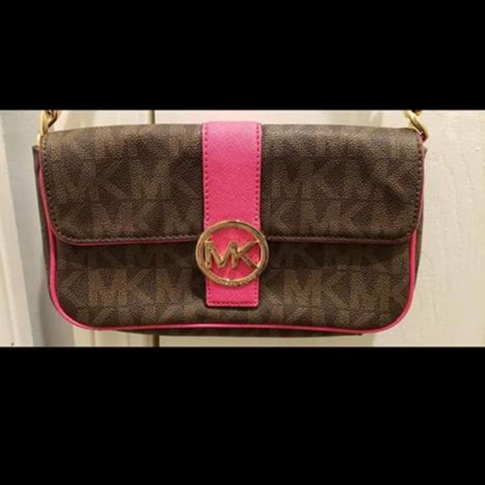 Michael Kors Signature Shoulder Bag Authentic!